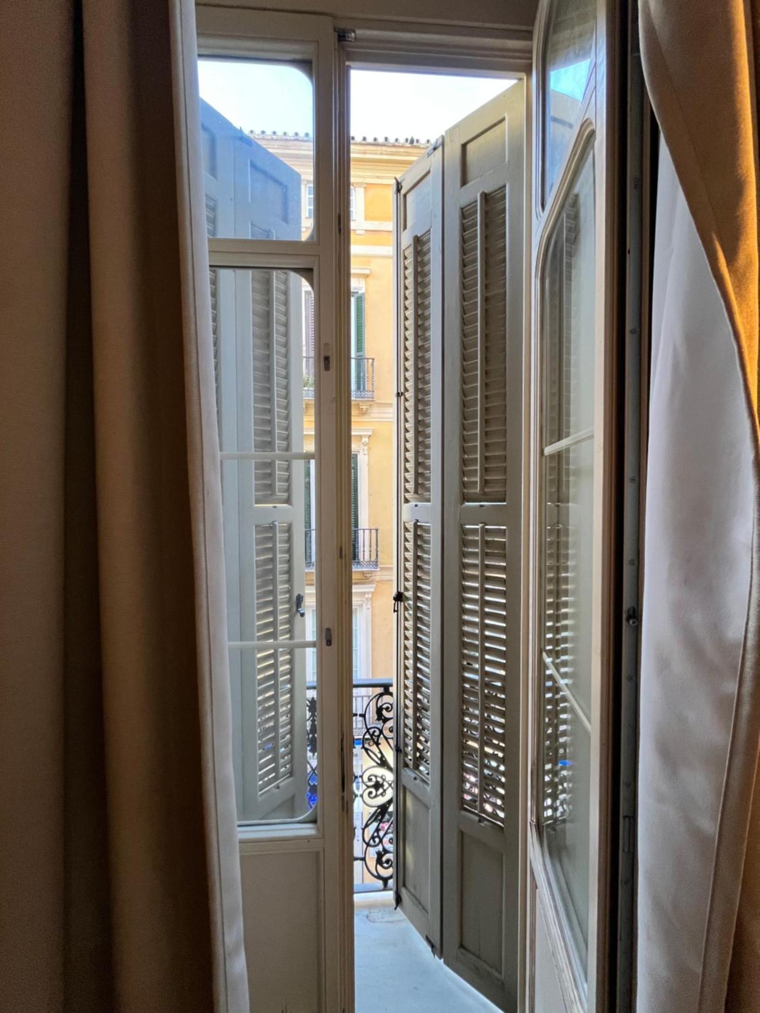 Boutique Larios - Malaga Center Apartment ภายนอก รูปภาพ